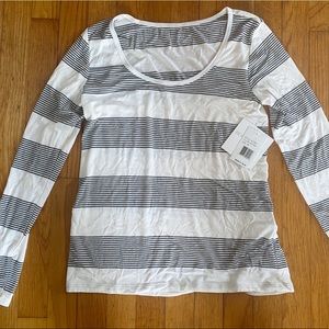 Beyond Yoga stripped long sleeve shirt